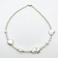 Collar de perlas con perlas irregulares 