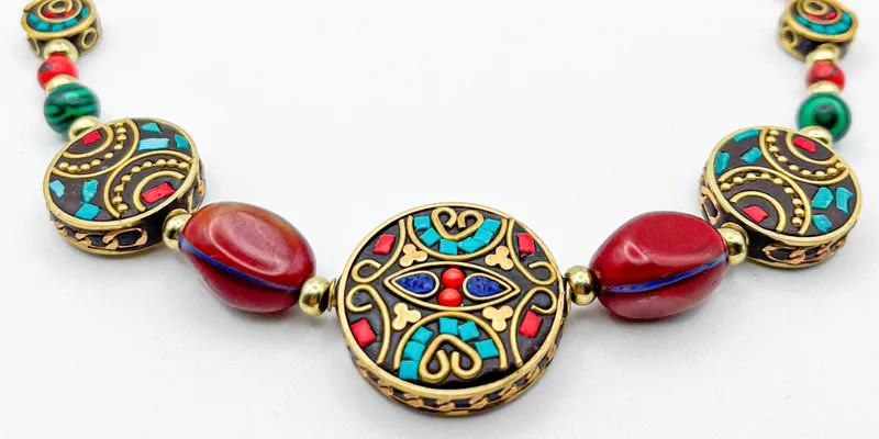 Collar estilo tibetano