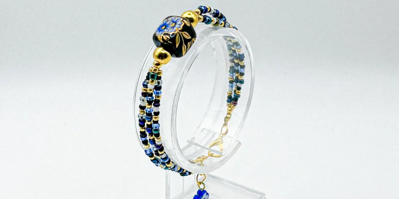 Pulsera con entrepieza de cerámica 