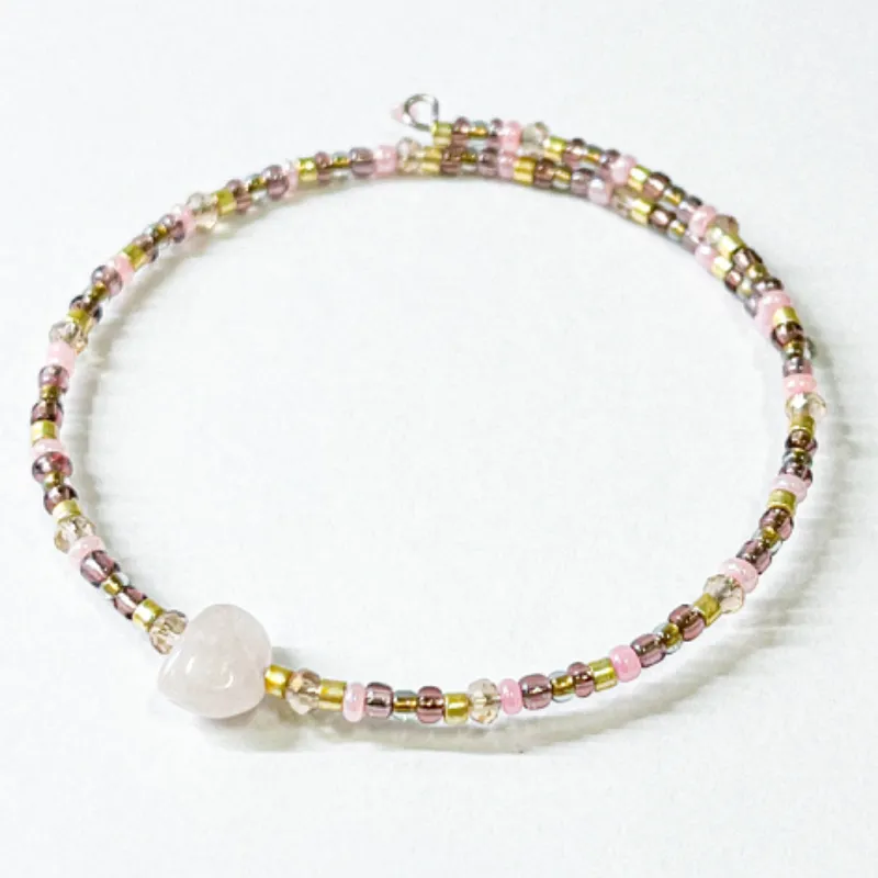 Pulsera de aro con piedra cuarzo rosa