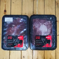 Bistec de cañada de res "Jacas"