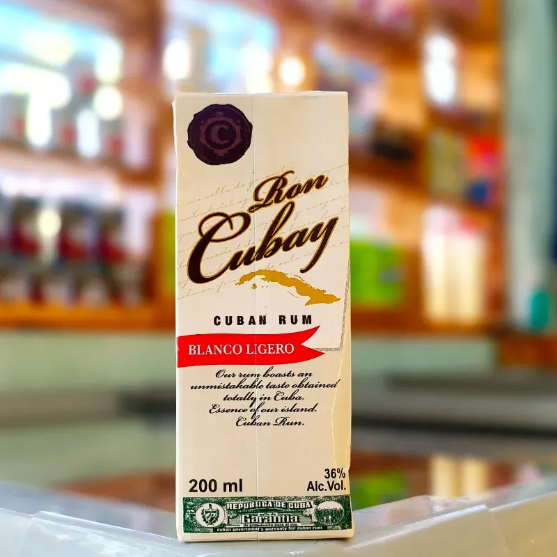 Cajita de "Ron Cubay"