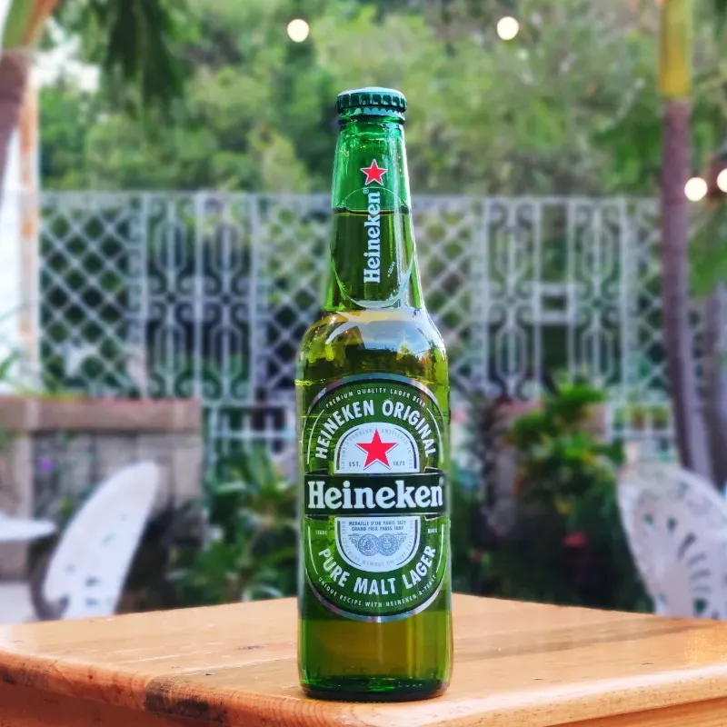 Cerveza "Heineken" de botella
