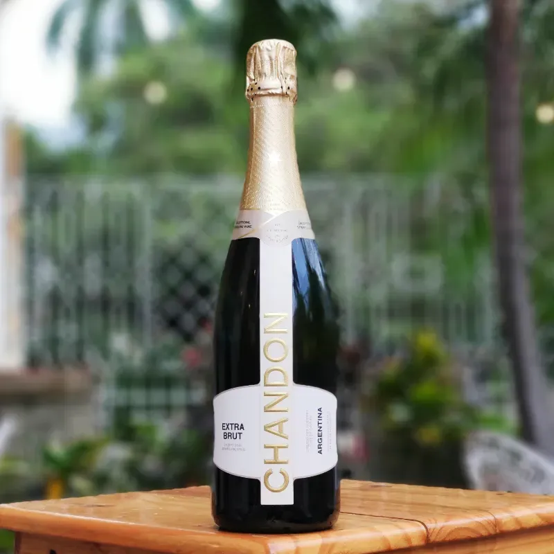 Champagne "Chandon"