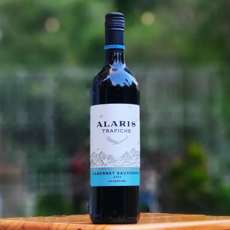 Vino tinto "Alaris"