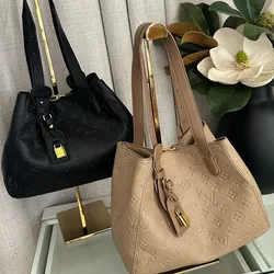 Bolsa LV