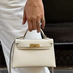 Cartera Hermès Kelly Mini🤍