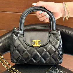 Chanel🖤