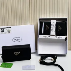 Sets Prada