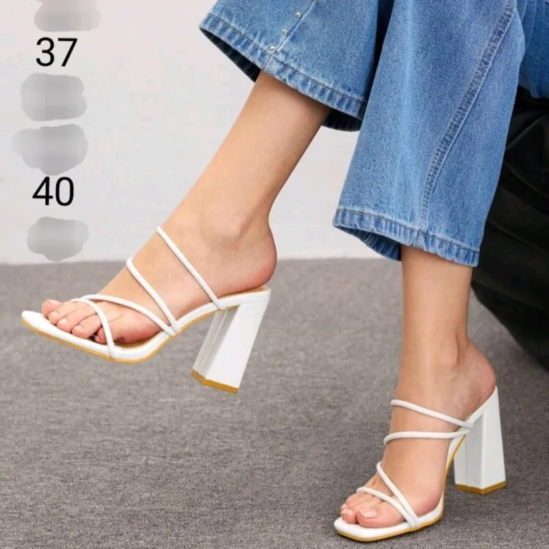 ZAPATOS DE TACÓN 