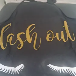 Delantal de lashista