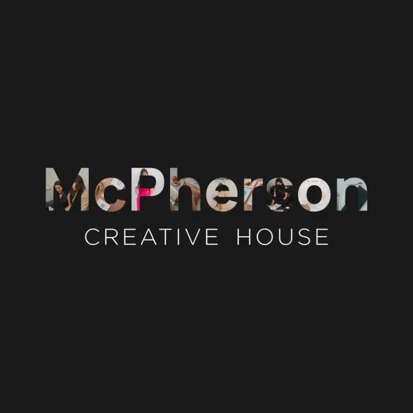 ¡Bienvenidos a McPherson Shop!
En nuestra tienda encontrará variadas ofertas. Unificamos estilo y funcionalidad.
Somos una casa creativa especializada en diseño,branding profesional, confecciones textiles de alta gama y soluciones gráficas personalizadas.
Te acompañamos en cada paso.
¡Encuentra con nosotros, todo lo que necesitas!
Ofrecemos servicios de cartelería, impresión en vinilo y lonas, papelería corporativa, artículos para el hogar y textiles de gama alta. Trabajamos cada proyecto con enfoque estratégico, precisión técnica y altos estándares de calidad.
Nuestro objetivo es ayudar a marcas y emprendedores a proyectar una imagen sólida, coherente y profesional.
Creamos contigo la imagen que sueñas.