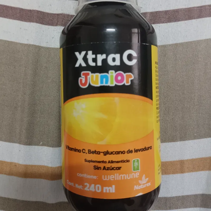 X Tra C Junior (Vitamina C, Beta - Glucano de Levadura) Suplemento Alimenticio Sin Azúcar de 240 mL