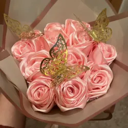 Ramo de 10 Rosas Eternas 