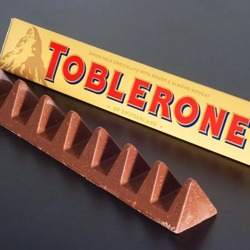 Toblerone de chocolate con almendras 150g 1u 