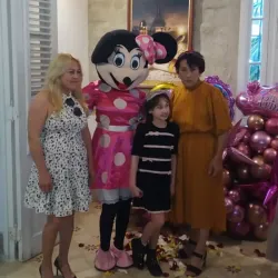 Muñecones Minnie y Mickey 