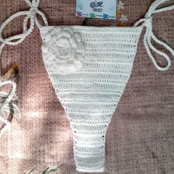 Tanga floreada