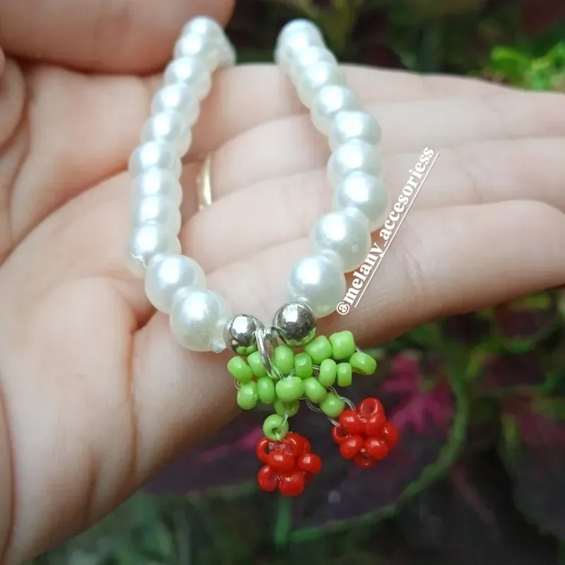 Collar de frutas