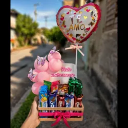 Ancheta con globos y dulces🍫