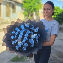 Ramo de 100 rosas eternas