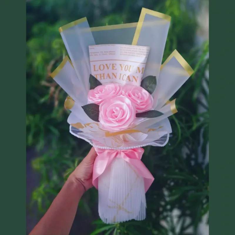 Ramo de 3 rosas premiun👑