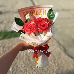 Ramo de 5 rosas de saten