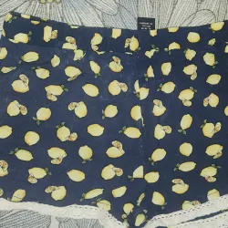 Short  Forever 21 talla 12