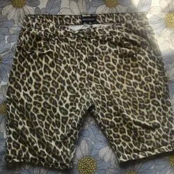 Short talla L