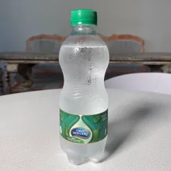 Agua gaseada 