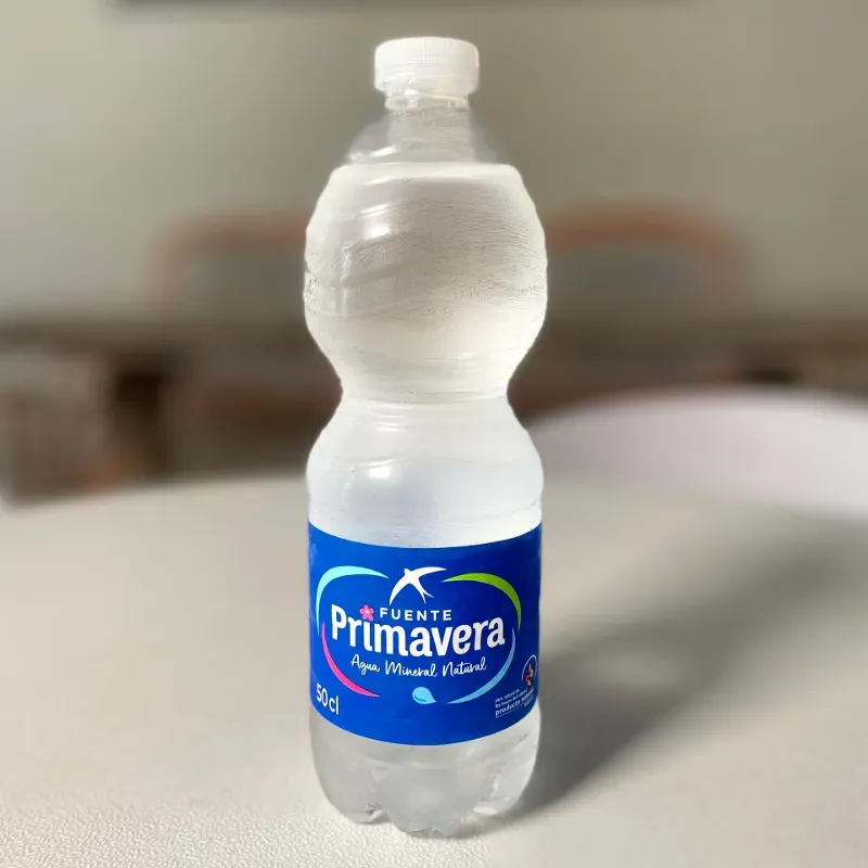 Agua natural 