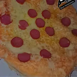 Pizza de salchichas 