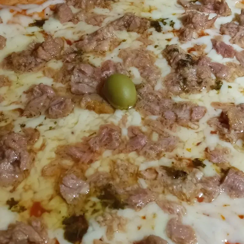 PIZZA DE ATÚN 🐟