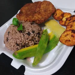 Bistec de Cerdo Empanado 