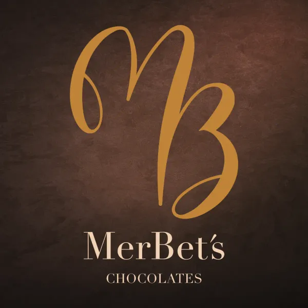 MerBet's Chocolates no es solo una marca, es una invitación a descubrir el lujo en chocolates. Creamos experiencias memorables y exclusivas  a través del chocolate, por eso cada bombón es:
🍫Hecho a mano
🍫Personalizado
🍫Exclusivo  