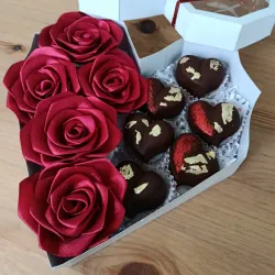 Flores eternas y bombones