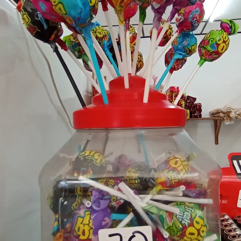 Chupachupa con chicle 