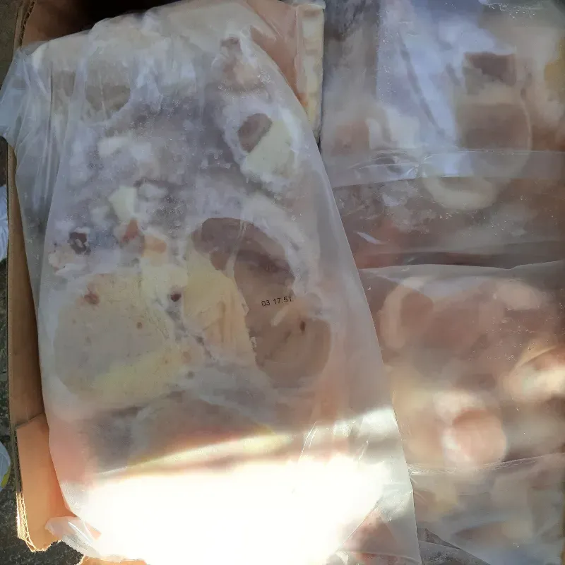Paquetes de pollo muslo y encuentro 10 lbs