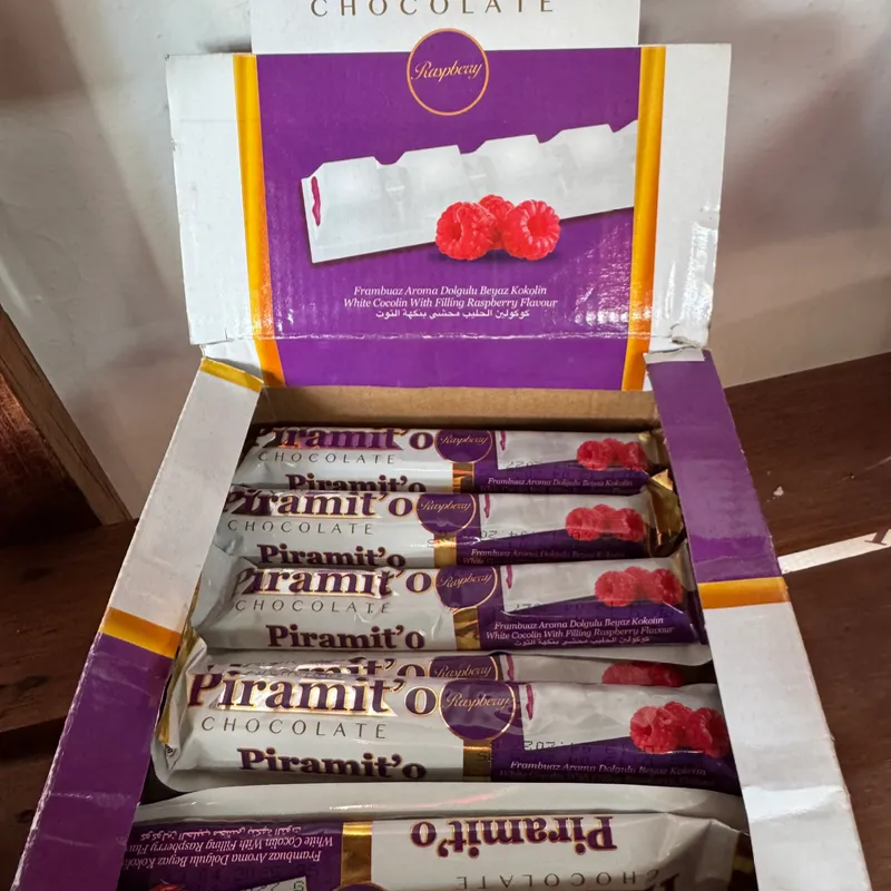 Chocolate “ Piramito” Frambuesa