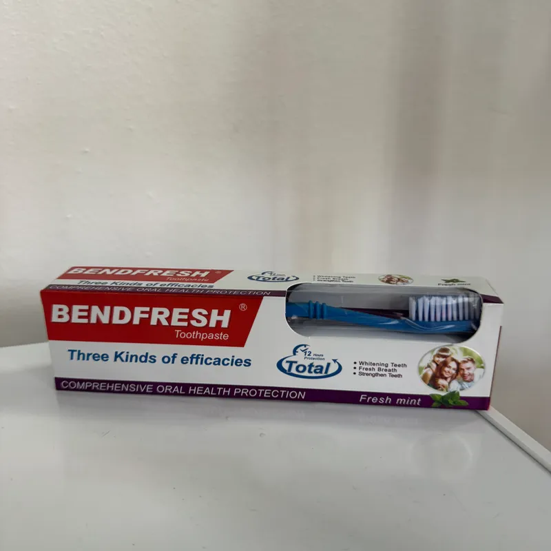 Pasta dental con cepillo