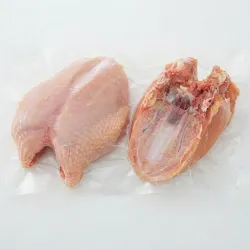 Pechuga con hueso 1 Kg sellado al vacío