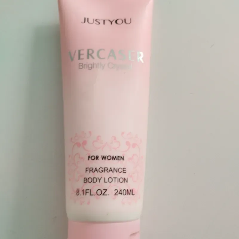 Crema perfumada 240 ml