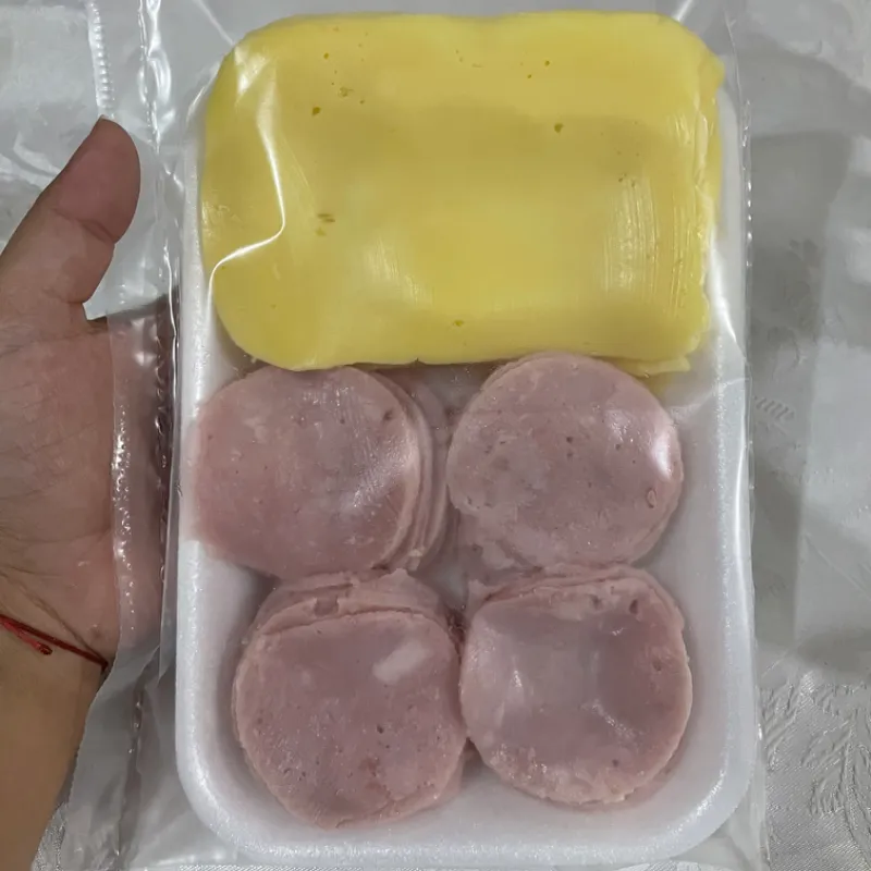 Bandeja de jamón Vicky y queso gouda lasqueados 1lb