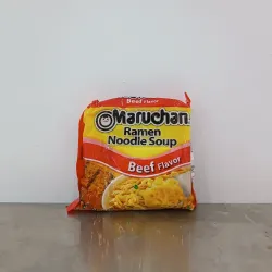 Sopa de fideos sabor res