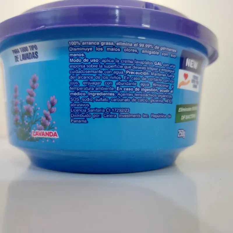 Lavavajillas en pasta