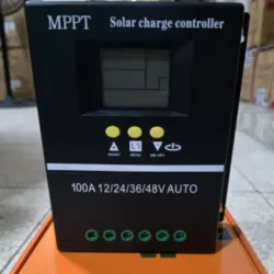 Controlador de carga solar MPPT de 100 amperes 
