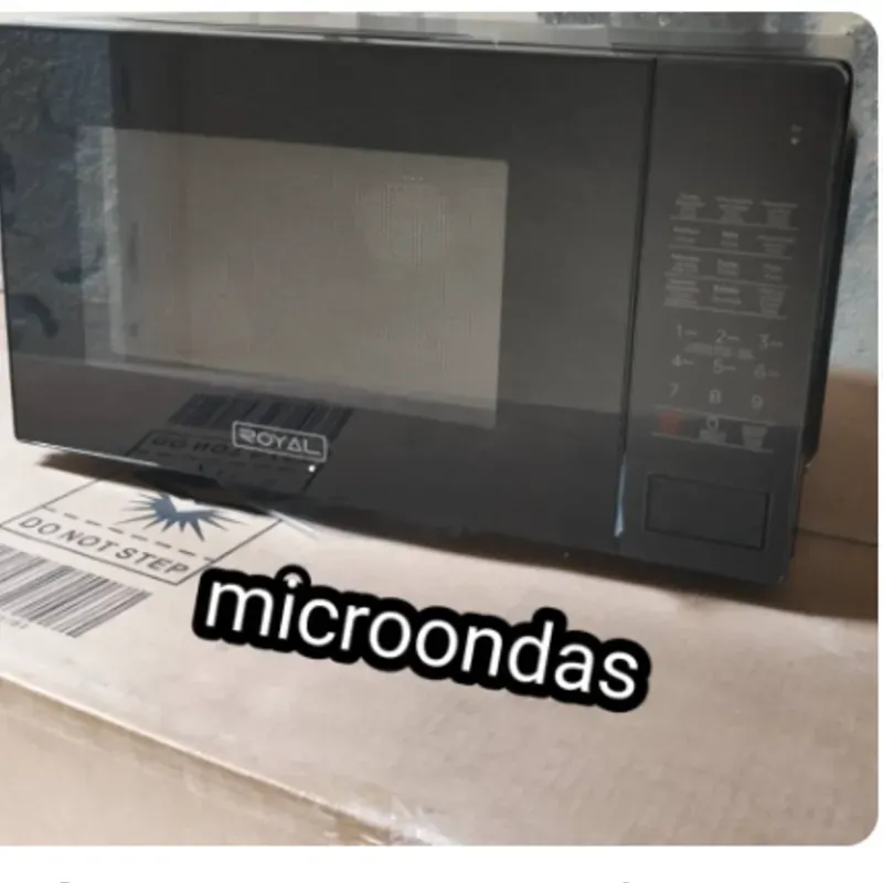 Horno microondas 0.7 pies cúbicos 