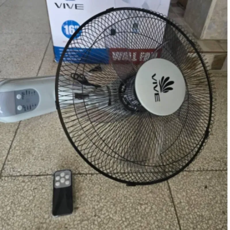 Ventilador de pared con mando a distancia 