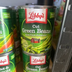 Gisantes verdes cortados