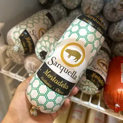 Mortadella Sarquella con Aceitunas