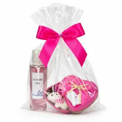 Colonia la vida es bella y caja en forma de corazón con oso